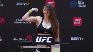 Лиана Джоджуа на взвешивании перед UFC Бойцовский остров 1: Кэттер vs Иге