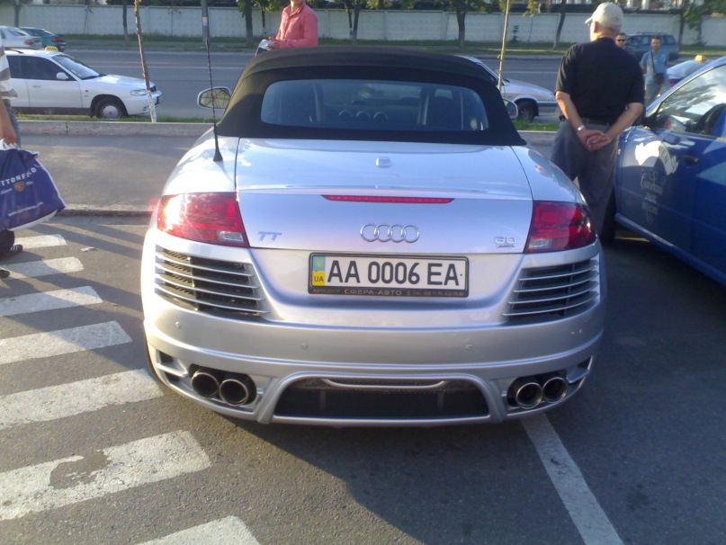 Vania Vasaiku фотография #2