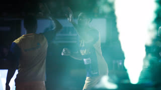 17/3/19 | Пас не глядя от Яниса Тиммы и данк Малькольма Томаса