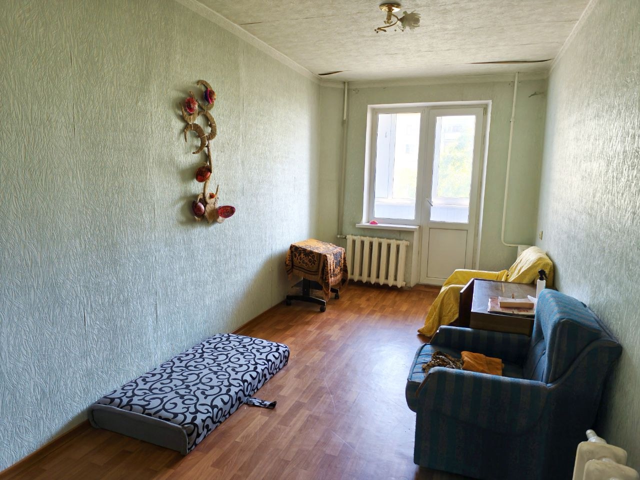 Продам 3-х ком.кв. проспект Ленинский, Обжора. Состояние хорошее,5/9. Общая 66,4,кухня 9. Вода по графику. Реальному покупателю торг. , 7 500 000. +79493472061